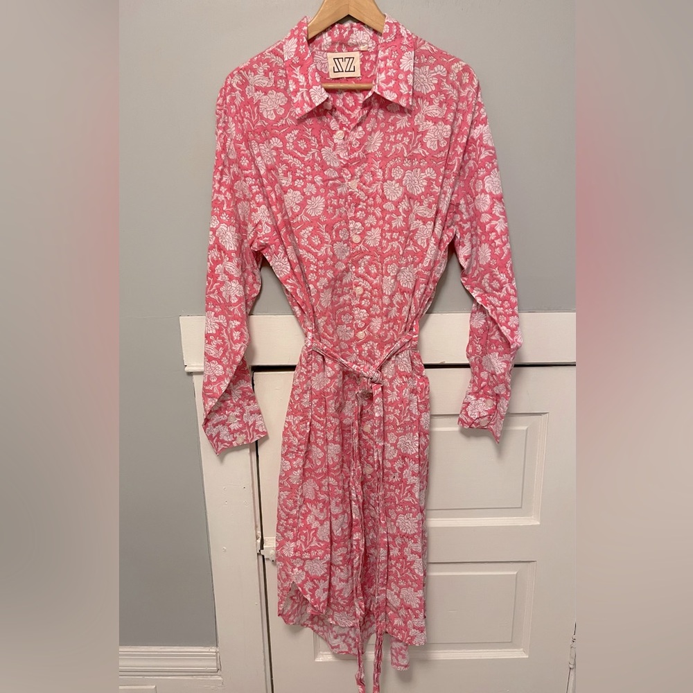 Floral Chic Button-Down Midi Dress